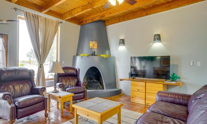 Mesilla Park House | Las Cruces Vacation Rental - 3 Mi to NMSU