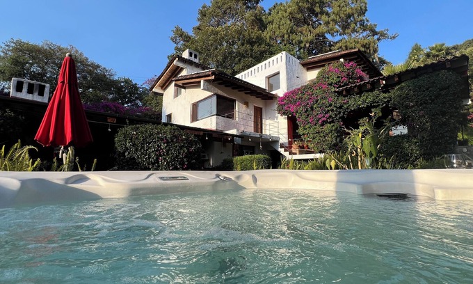 Valle de Bravo Bed & Breakfast | Las Luciérnagas