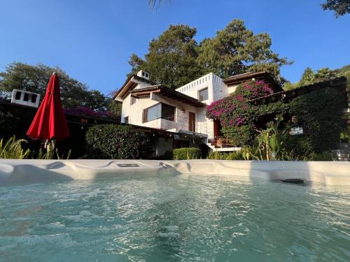 Valle de Bravo Hotel | Las Luciernagas Bed and Breakfast Adults Only