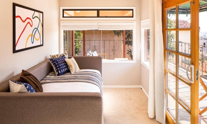 Roseville - Fleet Ridge House | Las Olas