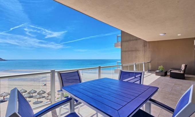 Puerto Penasco Resort | Las Palomas Oceanfront Splendor! Views Right on the Ocean, Stunning Vacation Condo Ocean Front 3 Bed