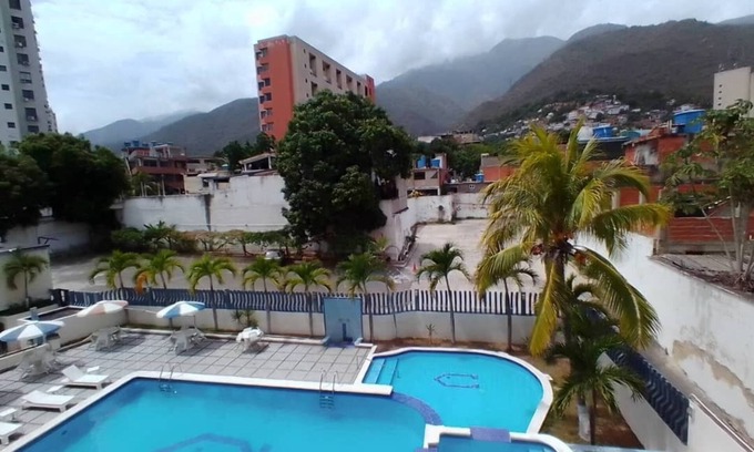 Macuto Hotel | LAS QUINCE LETRAS MACUTO