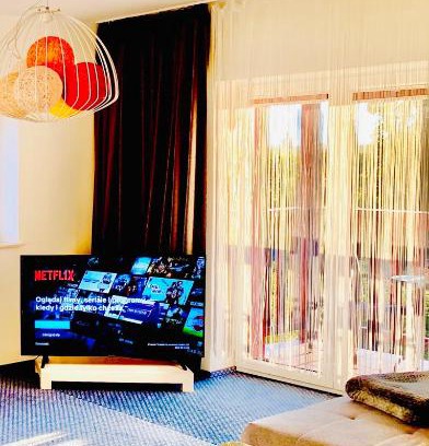 Slupsk Apartment | LAS SŁUPSKI PREMIUM BUSINESS APARTAMENT NR 7 Wifi Netflix Smart TV50 two bedrooms two extra large double beds up to 6 people full pleasure quality stay