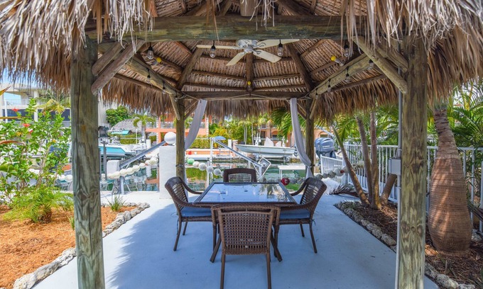 Summerland Key House | Latitude Adjustment – Canalfront 3BR w/Hot Tub, Tiki Hut & Boating Access