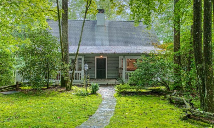 Cashiers House | Laurel Cabin