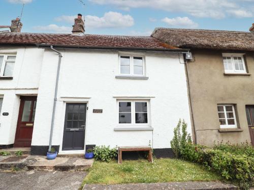 Sticklepath House | Lavender Cottage