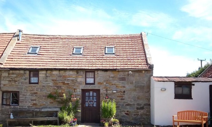 Whitby House | LAVENDER COTTAGE