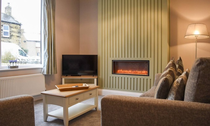 Seahouses House | Lavender Cottage, luxurious holiday house located 5 minutes from the beach.