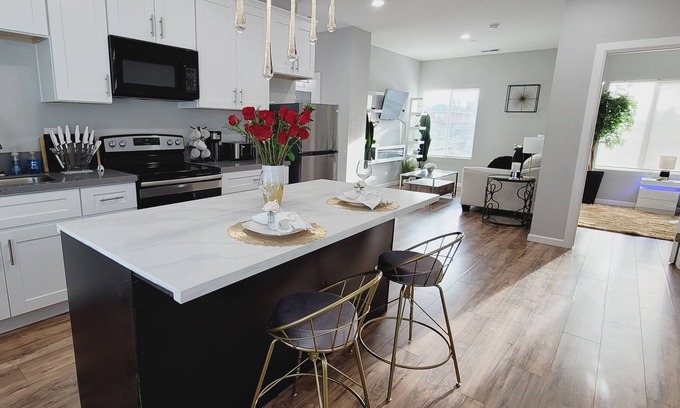 Logan Heights House | Lavish Apartment Close to Downtown with Parking