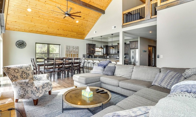 Lampe House | Lavish Retreat w/Decks, Steps to Table Rock Lake!
