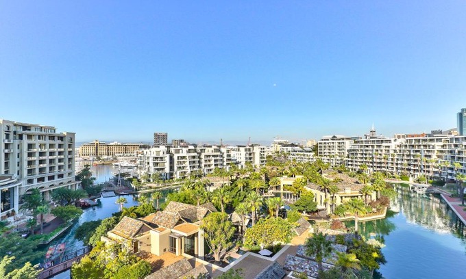 Victoria and Alfred Waterfront Apartment | Lawhill Luxury Apartments - V & A Waterfront
