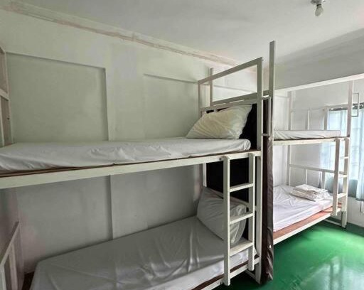 Taguig Apartment | Lawton Residences Studio Room 3C - 4 pax
