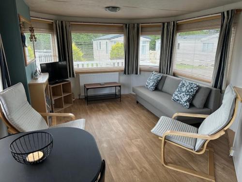 Brazzacott Apartment | Lazy Days CORNWALL DEVON Border Chapmanswell Caravan Park