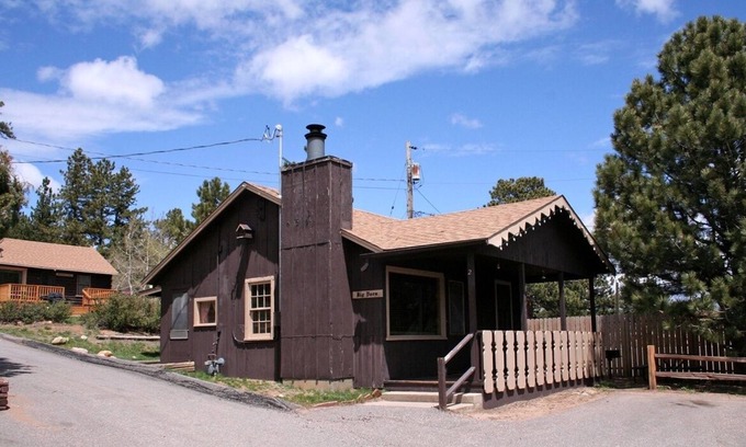 Estes Park Cabin | Lazy R Cottages: 2 2 Bedroom Cabin