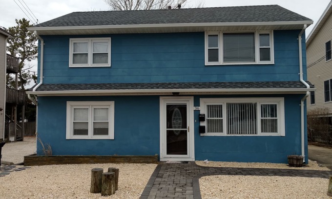 Beach Haven Terrace House | LBI 2 bedroom Bayside summer rental