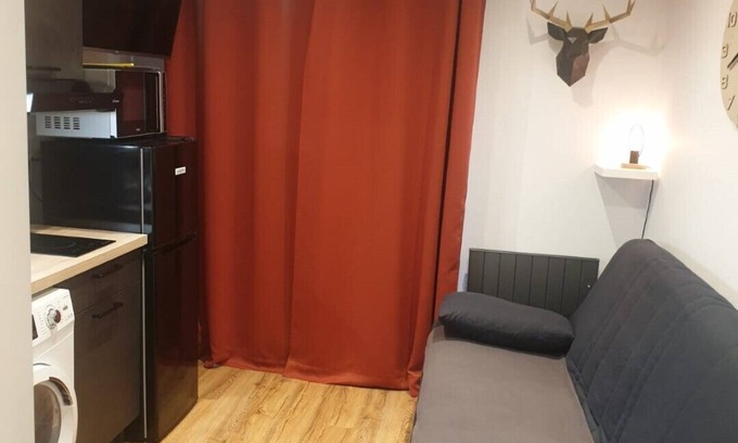 Bernex Apartment | Le 211-skiing and hiking -washing machine -WIFI-parking.