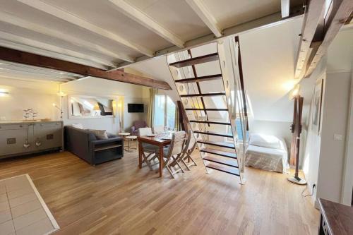 Le Croisic Apartment | Le 307 : Face à l'océan avec Piscine, accès plage