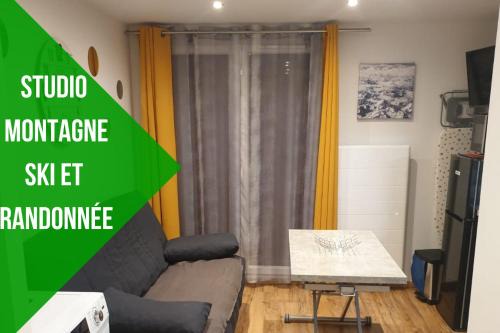 Bernex Apartment | Le 67,ski et randonnée,WIFI, lave linge,sèche linge,parking gratuit