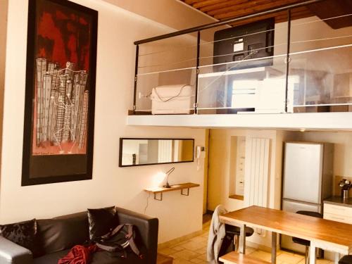 Terreaux - Bat d'argent Apartment | Le Calme de l’Opera.