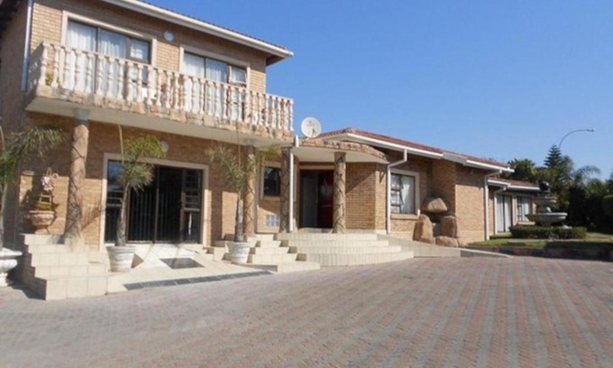 Umtata House | Le Chef BnB