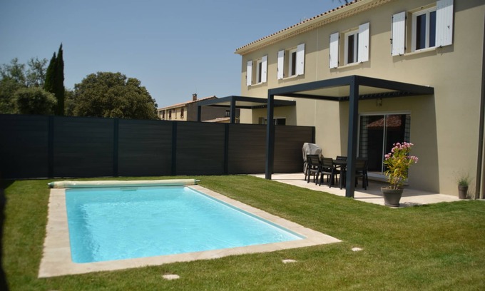 Grillon House | Le Chesnaie * with PRIVATE and HEATED swimming pool