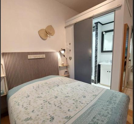 Ault Apartment | LE CISE EAU À bois