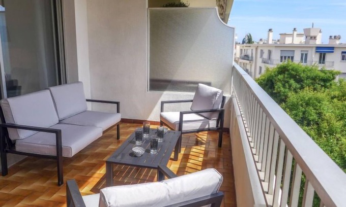Le Piol Apartment | Le Clos tranquille by Interhome