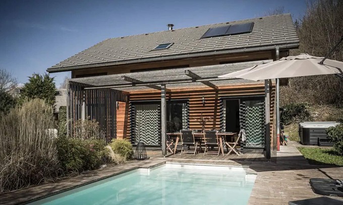 Naves-Parmelan Ski Chalet | Le Cocon du Parmelan