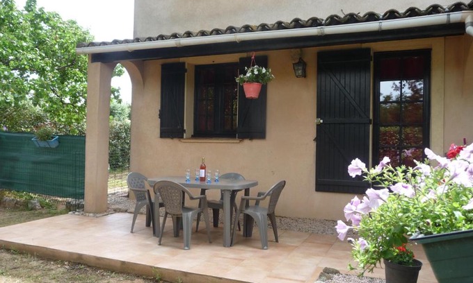 Vidauban Apartment | Le coin tranquille