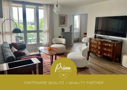 Nevers Apartment | "Le Coubertin" Style Appart' hôtel en centre-ville, spacieux & chic by PRIMO C0NCIERGERIE
