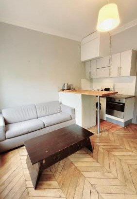 Saint-Louis Apartment | Le Cyrano - Versailles