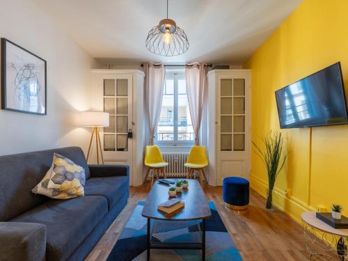 Charpennes - Charmettes Apartment | LE DEDIEU - HYPERCENTRE GARAGE GRATUIT WiFi NETFLIX AMAZON PRIME