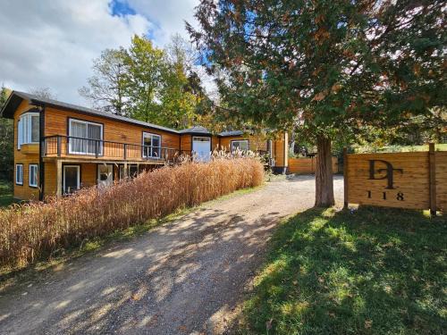 Mont-Tremblant Bed & Breakfast | Le DEN de Tremblant