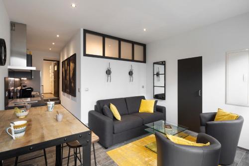 Saint-Servan Apartment | Le Deriveur by Cocoonr