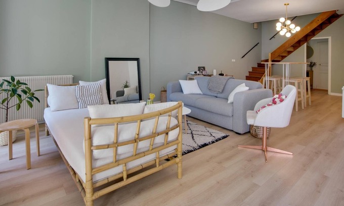 Les Cinq Avenues Apartment | 'Le Duplex' Large 131m2 duplex with garden in Marseille by Weekome