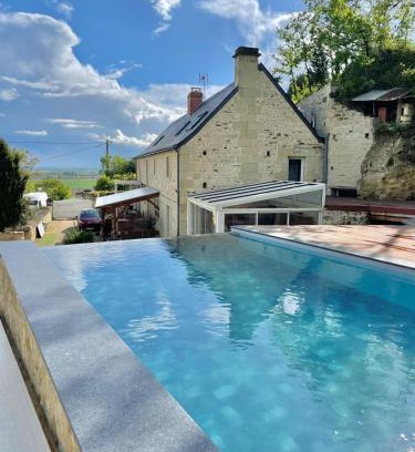 Beaumont House | Le gîte 24 proche du Futuroscope - Jacuzzi compris