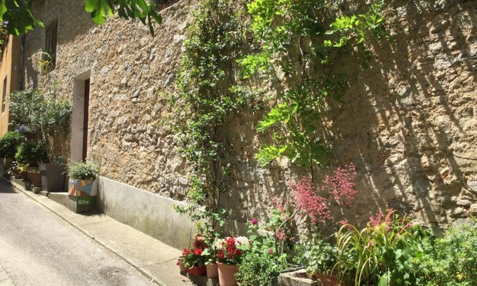 Meounes-les-Montrieux House | Le gîte de l'Impassiflore