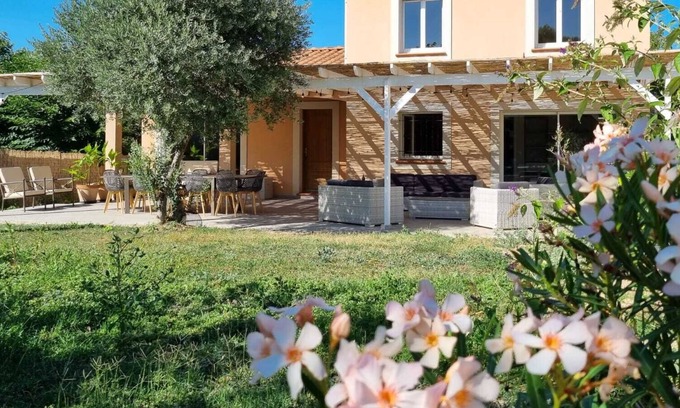 Saint-Didier Villa | Le Gîte de Tess au Coeur de la Provence