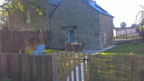 Sains House | Le gite du Noyer
