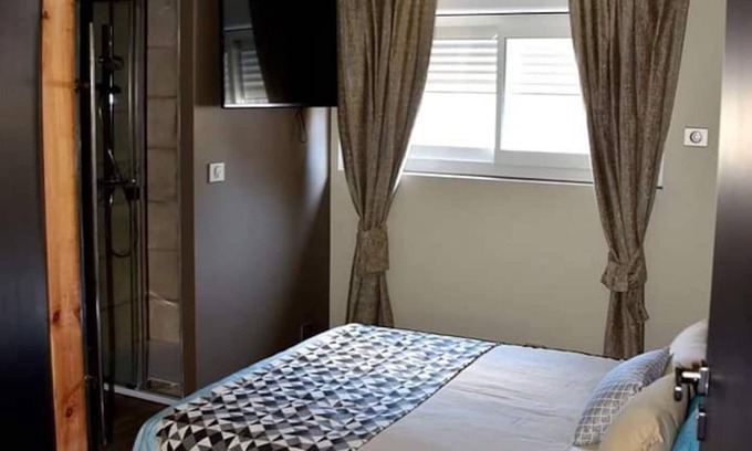 Carcans Bed & Breakfast | LE HANGAR GÎTE CARCANS City