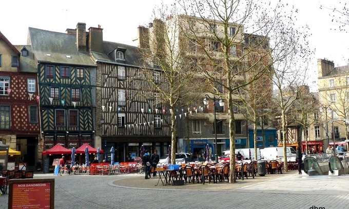 Dinan - Saint-Malo Apartment | Le jacobin 2 city center apartment