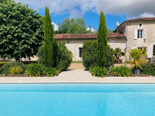 Nercillac House | Le Logis de la Soloire 3 étoiles