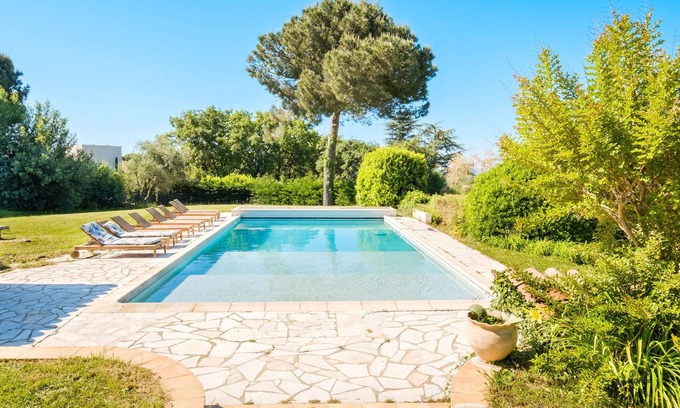 La Gaude Villa | Le Mas des Serens: A haven of peace with exceptional panoramic views