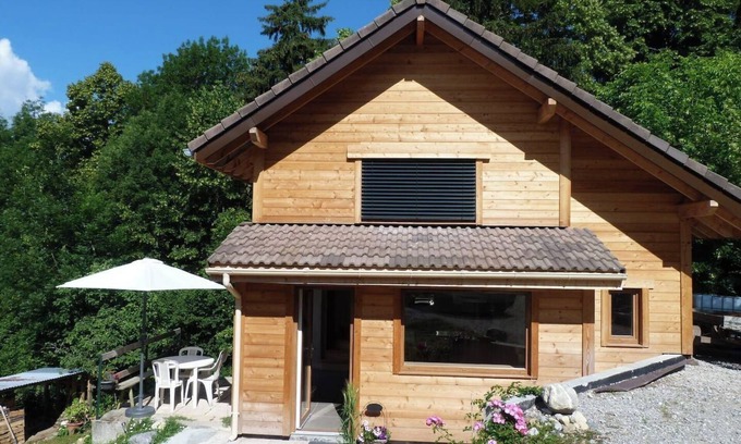 Talloires-Montmin Ski Chalet | Le Mazot - Comfortable chalet - peace and view
