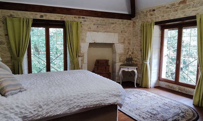 Chasseneuil-sur-Bonnieure House | Le Moulin du Fontcourt, Chasseneuil sur Bonnieure, Charente