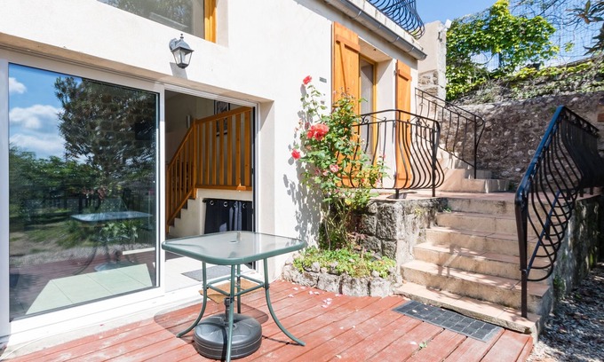 Chassiers House | Le Neflier - Pour 4 avec jardin arboré