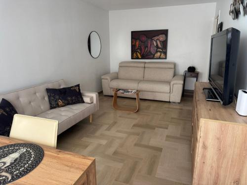Antibes Old Town Apartment | Le Nid Douillet du Carré d'OR