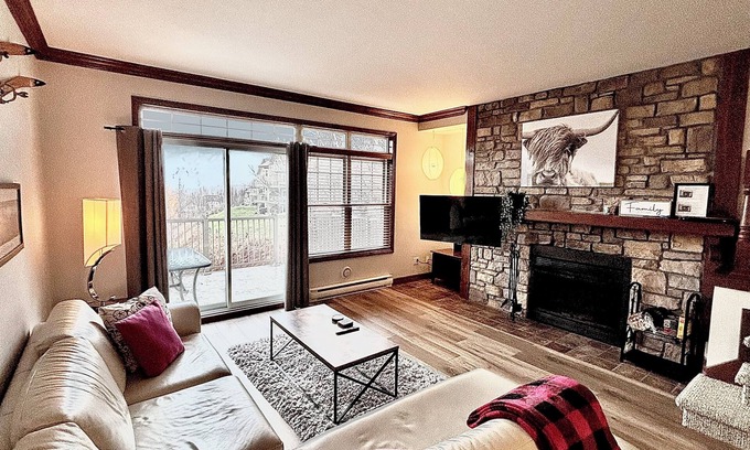 Mont-Tremblant Village Condo | Le Panoramique Tremblant. Ideal condo for families and nature lovers