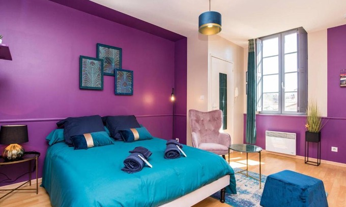Arnaud Bernard Apartment | Le Paon - Netflix - Plein centre