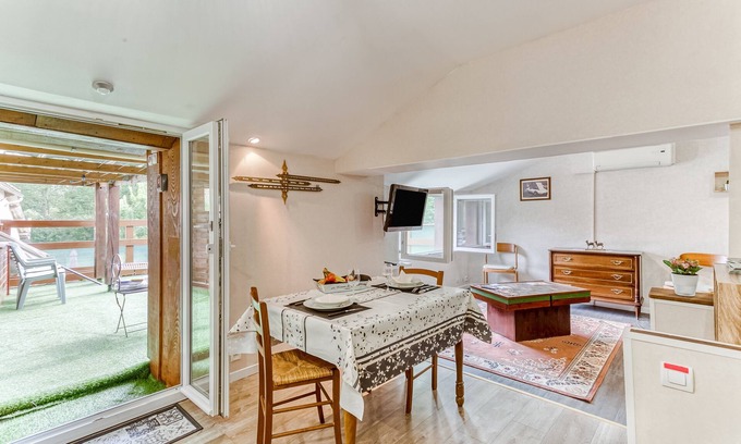 Saint-Pardoux Apartment | Le Pardoux - Studio avec terrasse proche Niort